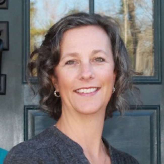 Photo of Angela Sarvis,