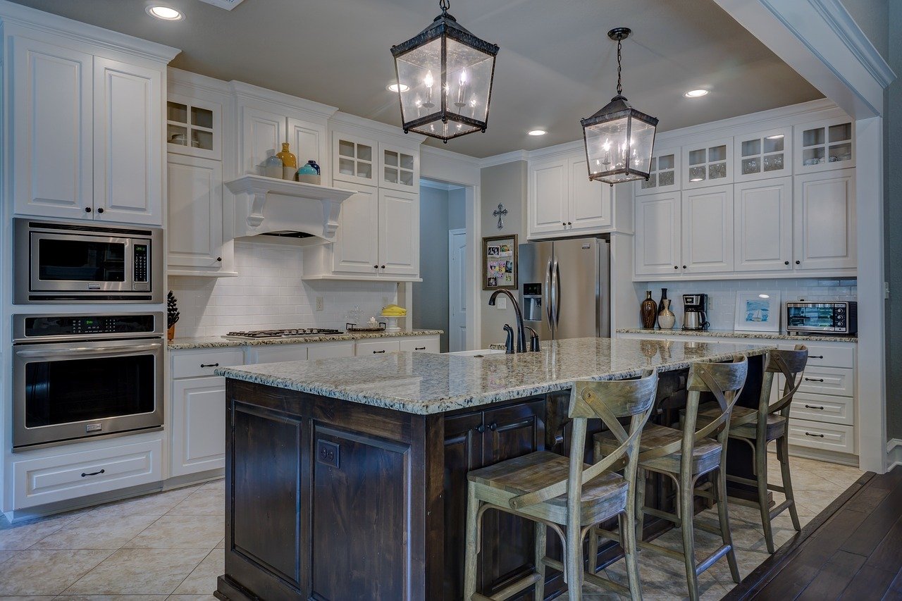 Stunning new homes offer outstanding amenities at Knolls at the Neuse.